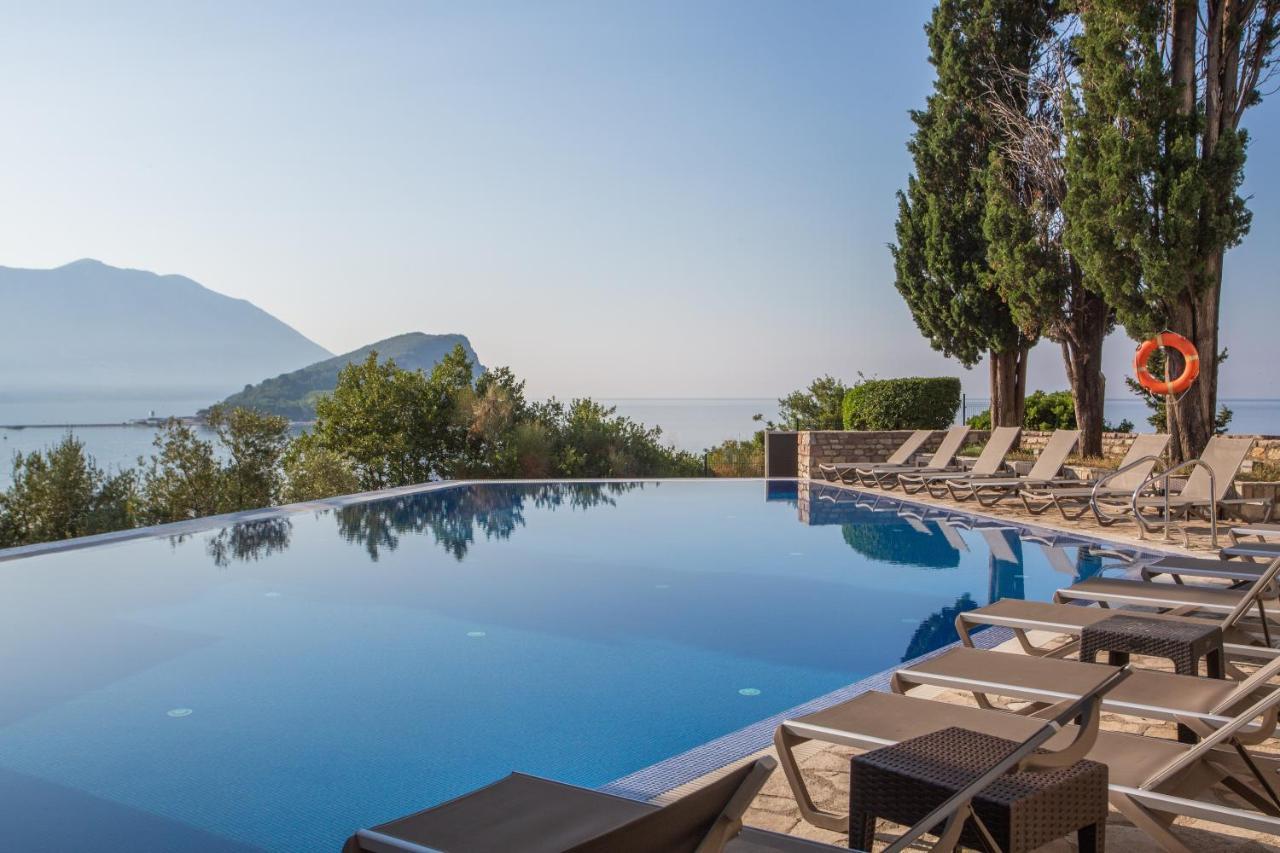 Avala Resort & Villas Budva Bagian luar foto