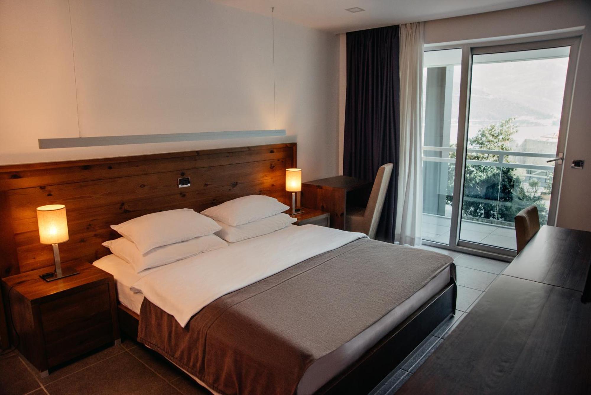 Avala Resort & Villas Budva Bagian luar foto