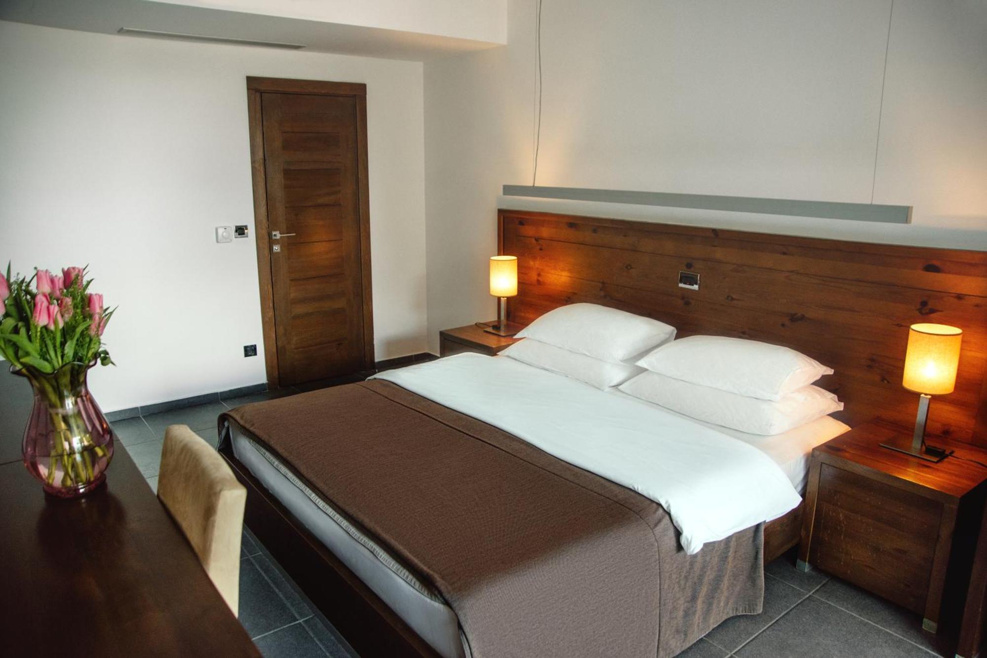 Avala Resort & Villas Budva Bagian luar foto