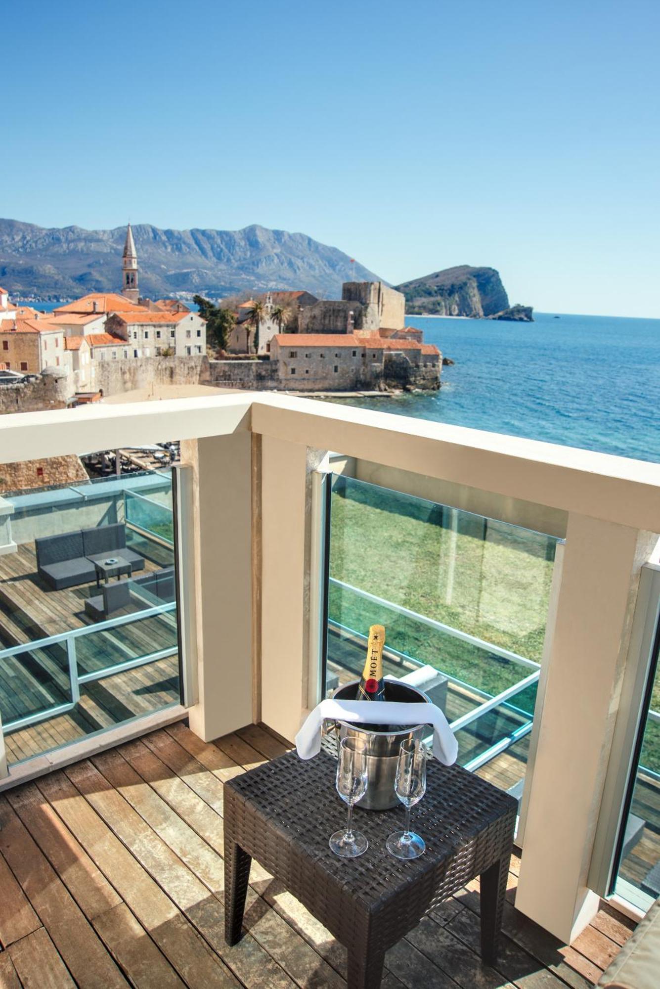 Avala Resort & Villas Budva Bagian luar foto